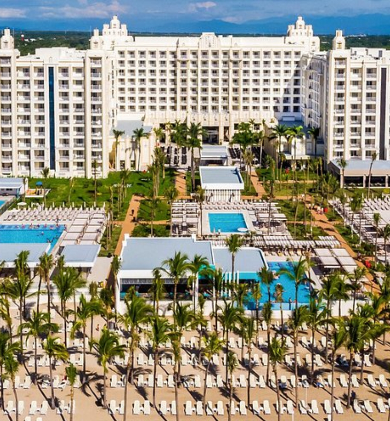 Disfruta el Paraíso: Todo Incluido de Temporada en Hotel RIU Flamingos